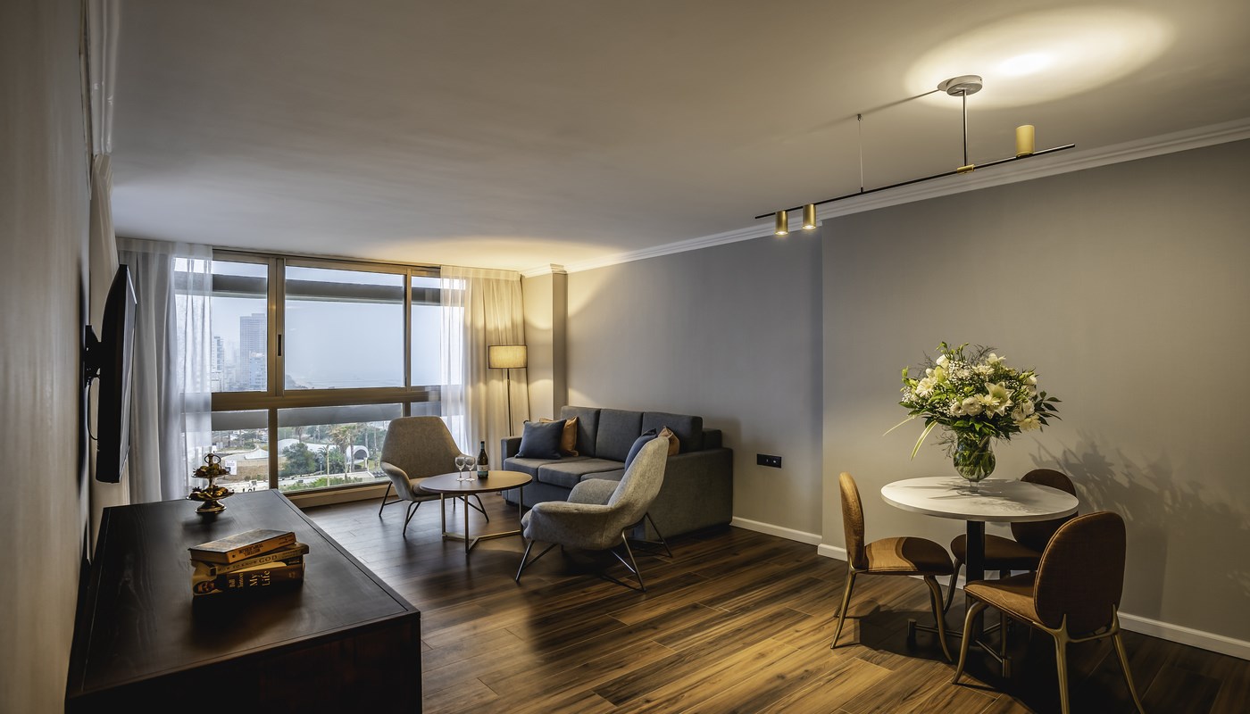 Seasons Hotel | Gallery