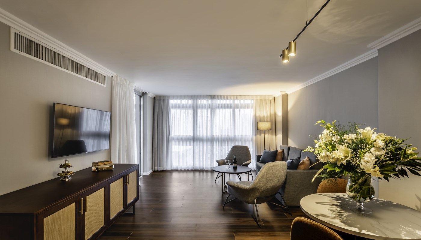 Seasons Hotel | Seasons Suite